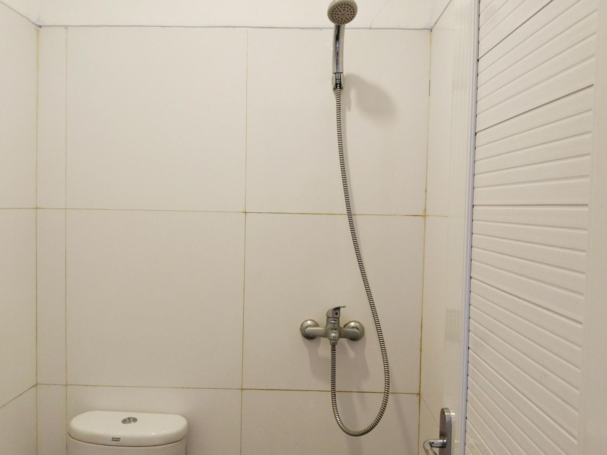 Hotel Dejati House Bekasi Exterior foto